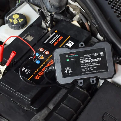 12volt 1.5A Portable Fully Automatic Marine on-Board Car Battery Charger Maintainer IP68 Waterproof
