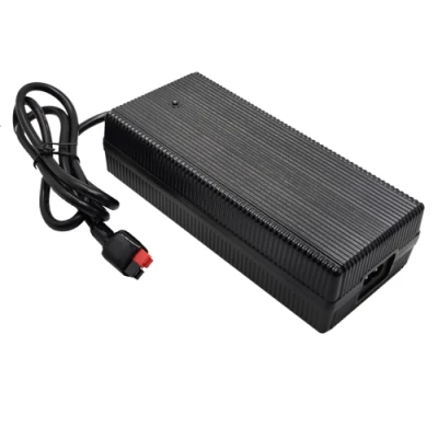 UL CE GS PSE SAA Listed 10A 12V 12 Volt 10 AMP Battery Charger LiFePO4 Battery Charger 14.6V 10A