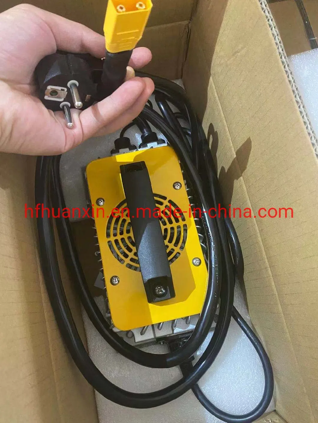12V Lithium Battery Charger for Marine Use