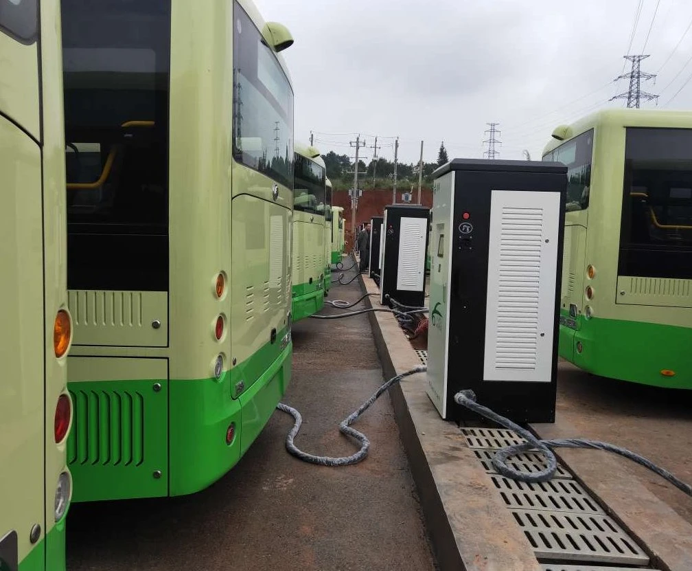 IP54 240kw Waterproof Double Gun Electric Bus DC EV Charger