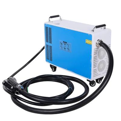 Cargador de batería para electricidad 100A 30kW CCS EV de tamaño pequeño Estación de carga rápida portátil para coche