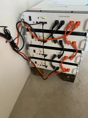 Un alto rendimiento Li-ion de litio-ion LiFePO4 Almacenamiento en estanterías de las motocicletas eléctricas Cargador de baterías de litio batería