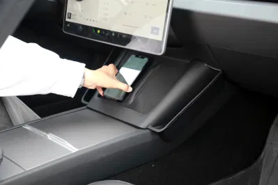 2024 Nuevo Modelo 3 Highland Wireless Phone Charger Dual Fast Almohadilla de carga inalámbrica para Tesla Modelo 3
