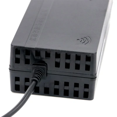 Caricabatterie al litio da 54,6V54,8V58,4V58,4V58,8V per scooter elettrico da golf 48V2a