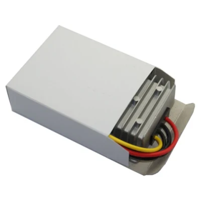 Auto EV OBC solare da 8-36 V a 12,6 V /14,5 V 10A CC-CC Caricabatteria di bordo al litio sigillato