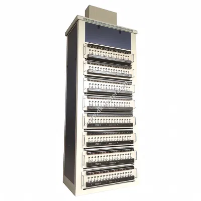 18650 26650 32650 carica automatica delle celle della batteria agli ioni di litio e. Analizzatore del tester di livellamento della capacità di scarico