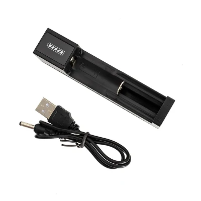 18650/26650 caricabatteria USB per batterie al litio caricabatteria intelligente multifunzione al litio