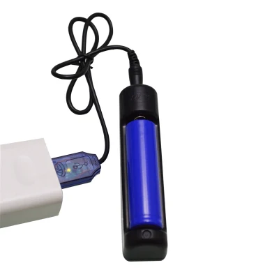  5vusb torcia elettrica potente ricarica diretta 26650 18650 batteria al litio Ricarica del cavo del caricabatteria