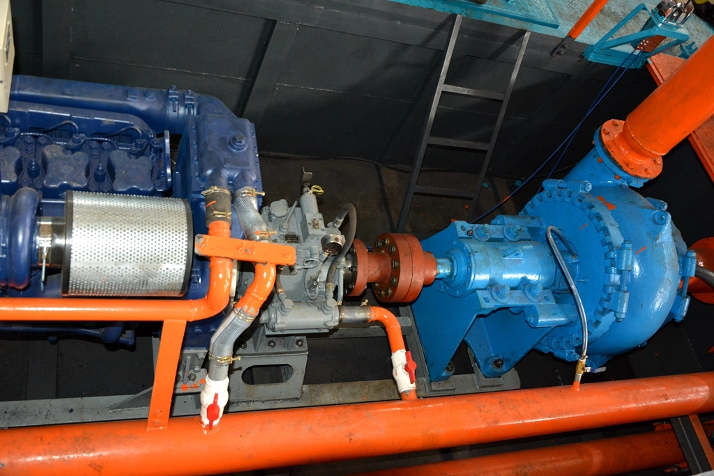Chile12 Inch Mining Machinery Dredger Diesel Engine Dredging Pump Dredger Sand Drain Dredger with High Concentration