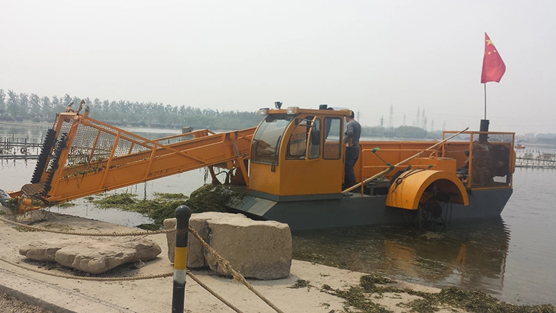 Full Automatic Water Weed Harvesting Machine Weed Cutting Lake Garbage Cleaning Machine Boat River Aquatic Weed Plant Harvester Machine