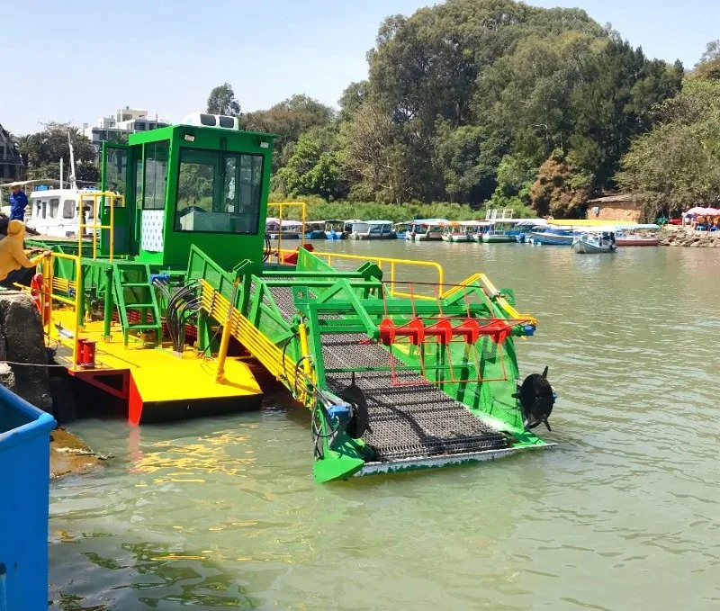 Julong Brand Water Surface Floating Garbage Collecting Boat for Sale