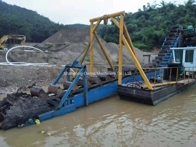 China Mining Equipment Chain Bucket Boat Bucket Dredger Gold Mining Dredge for Sale