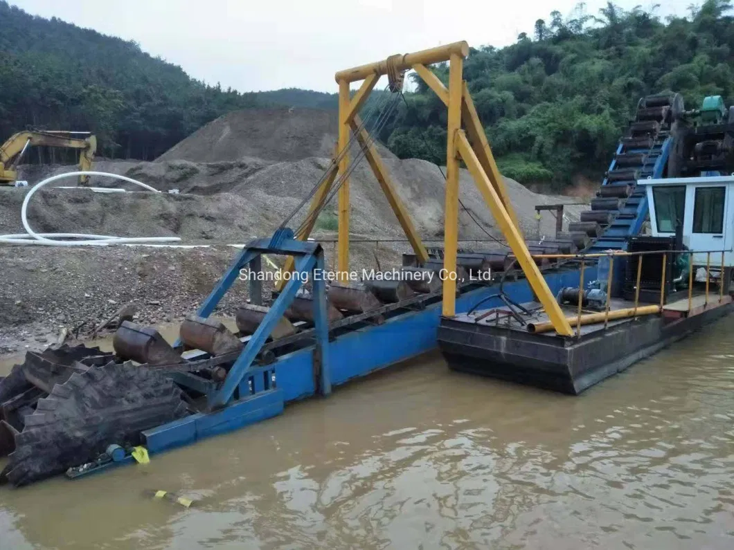 Eterne Gold Mining Equipment River Sand Suction Dredge/Bucket Chain Dredger for Sale