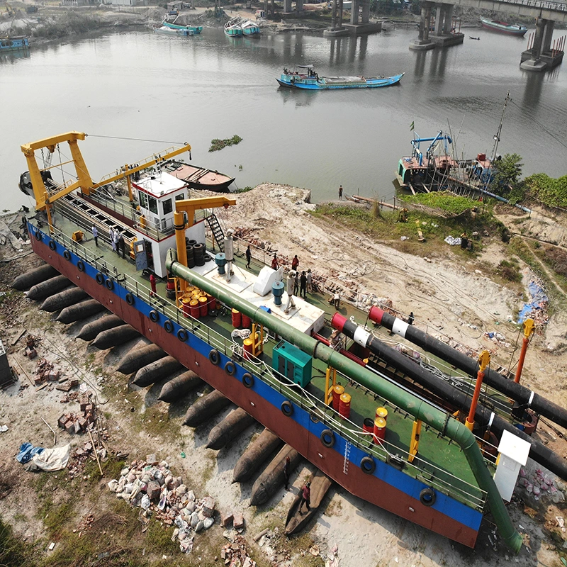 Water Flow 3500m3/ 6000m3 Hydraulic Anchor Boom Diesel Engine 20/26inch Mud/Cutter Suction Sand Dredger for River /Lake /Sea /Reservoir Dredging Project