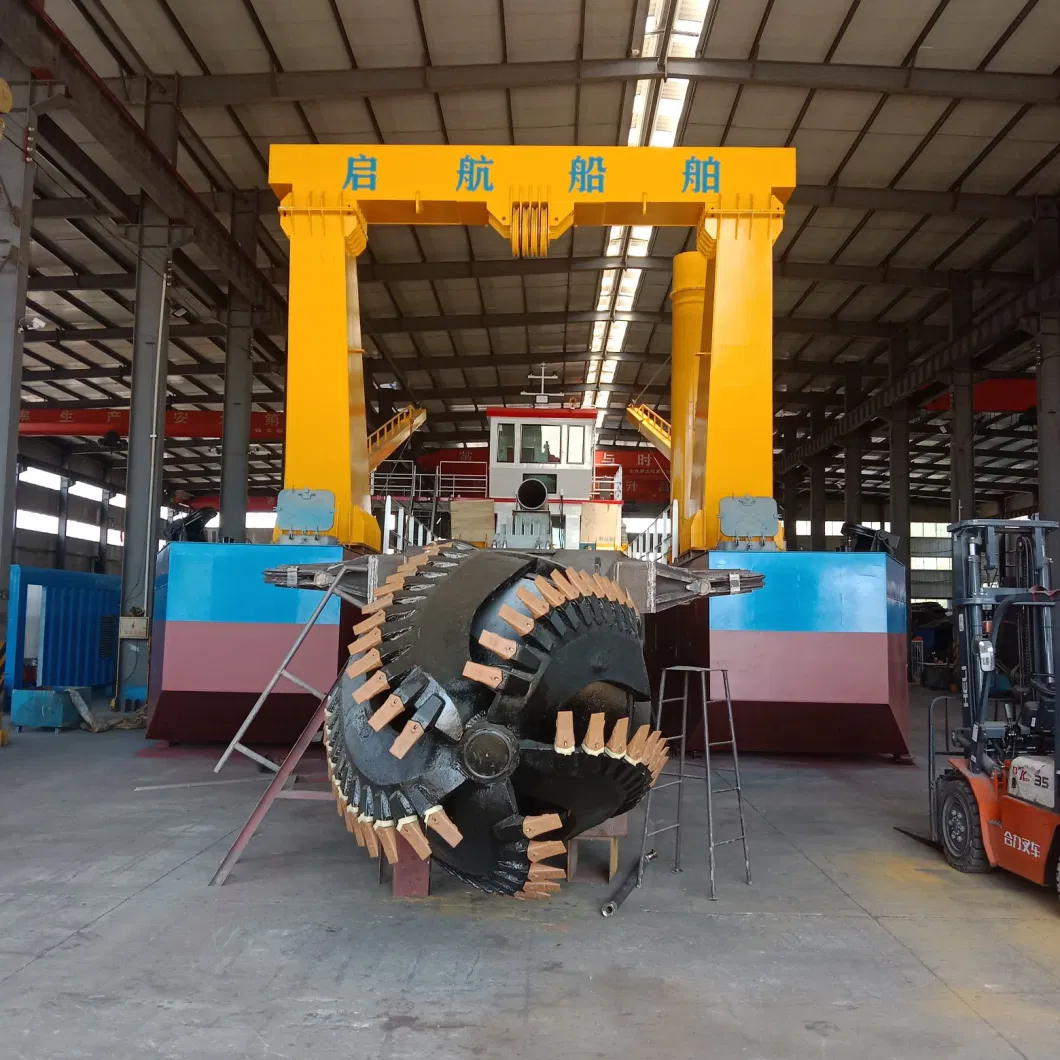 Water Flow 3000/3500/5000m3 Hydraulic Diesel Engine 20inch Sand Dredge Cutter Suction Dredger for /Lake /Sea /Reservoir /Port Sand