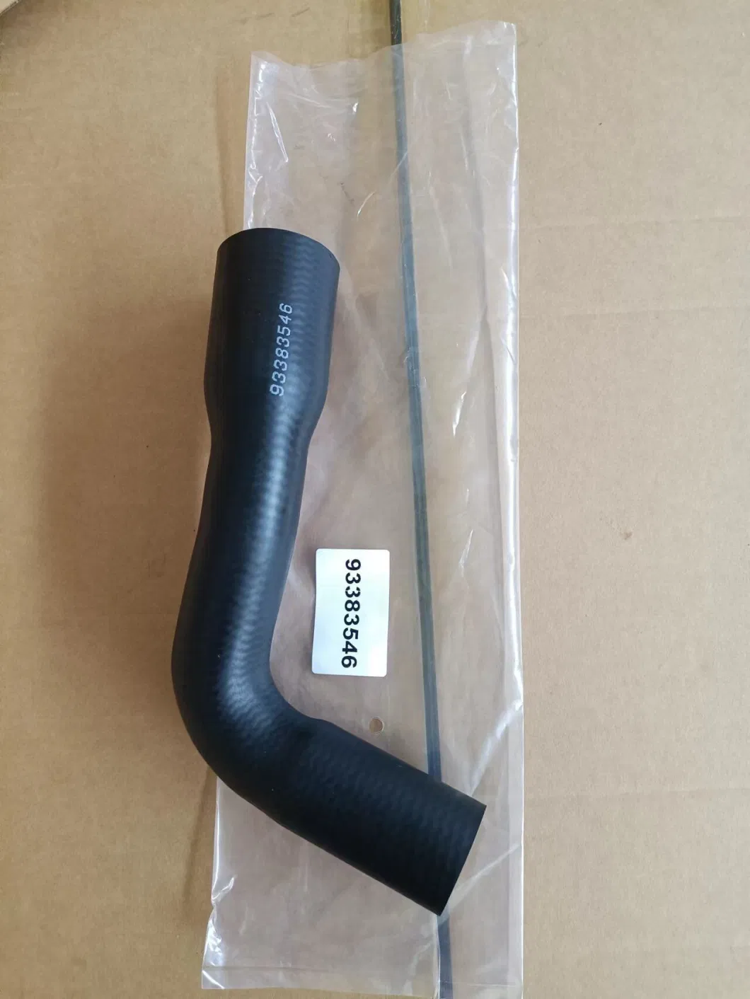 Toyota 16572-73121 High-Performance Intake Hose EPDM Truck Water Pump Hyundai Elantra Radiator Auto Water Tank Rubber Product Rubber Hose