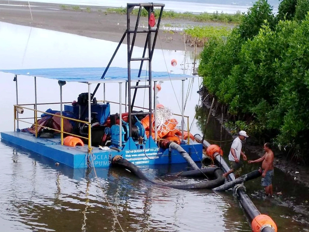 Reliable Sand Boat Portable Small Dredger Suction Dredge Boat 6 Inches Sand Dredger with Innovative Functionality