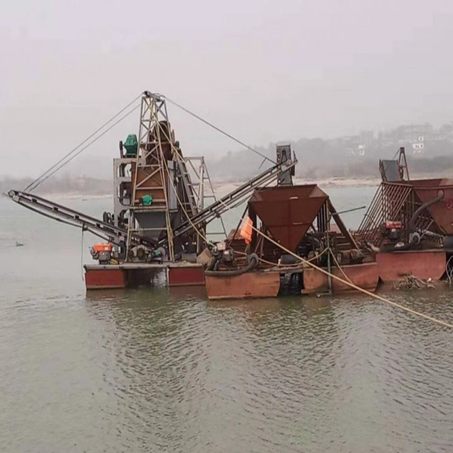 Mud/Sand/Ore Dredger with Gearbox/Transport Pipe/Hydraulic Engine/Rinsing Wheel/Reamer Head in Sea/River/Lake
