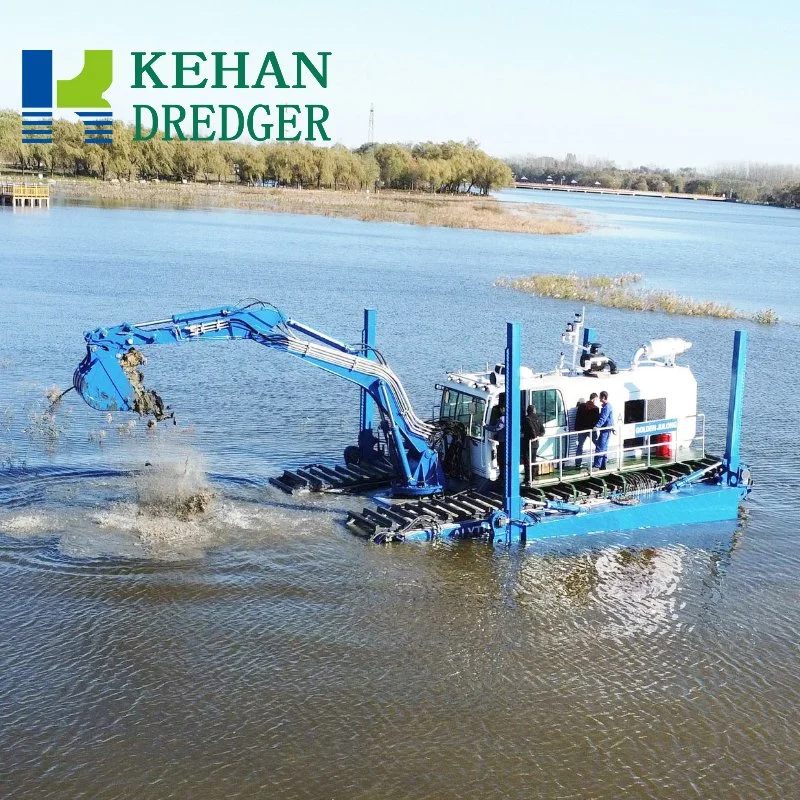 Shallow Water Master Russia River Lake Channel Cleaning Multi-Functional River Amphibious Dredger with Sand Cutter Suction Dredge Pump Amphibian Dredger