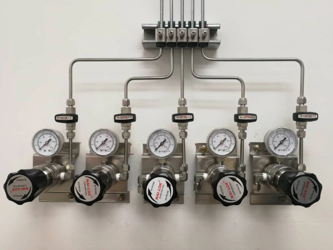 Single Dual Stage Pressure Regulator with Cga580 for Nitrogen Gas Cylinder