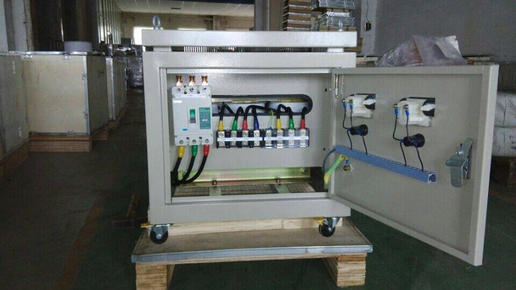 Three Phase to Single Phase Isolation Transformer