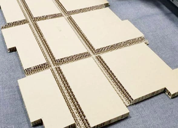 CNC Oscillating Knife Blade Cutter Digital Kraft Paper Corrugated Carton Honeycomb Cardboard PVC Box Cutting Folding Grooving Making Machine for Packing Package