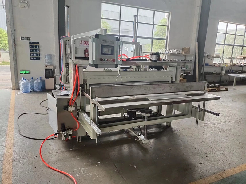 Automatic Non-Woven Paper EVA Foam Roll to Sheets Cutting Sheeting Machine