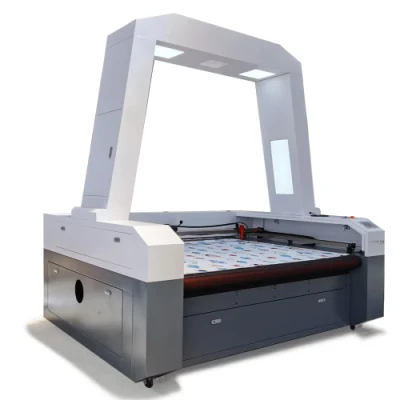 Garment de la máquina de corte láser escaneo 1800*1200 mm 130W CO2 Etiqueta Cortador láser para la tela Textil en rollo