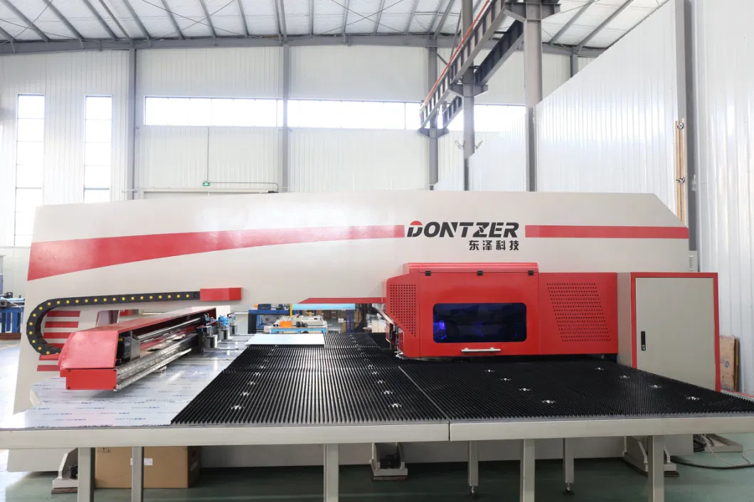 40 Tons, 5 Axes, 6*8 Feet, Plate Panel Servo Punch Cutting Machine Tool, for Blind, Shutters, Shades Manufacturer