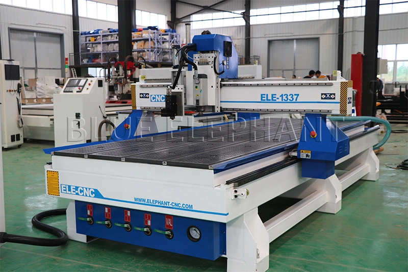 New 1300mm Wide 3700mm Length Automatic Industrial Oscillating CNC Router Wood Foam Fabric Carving Cutting Machine for Sale in Russia