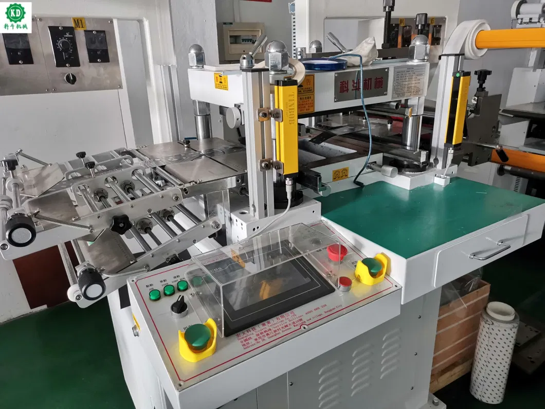 Automatic Plastic Film, Foam Tape, Label Paper Roll to Sheet Cutting Machine