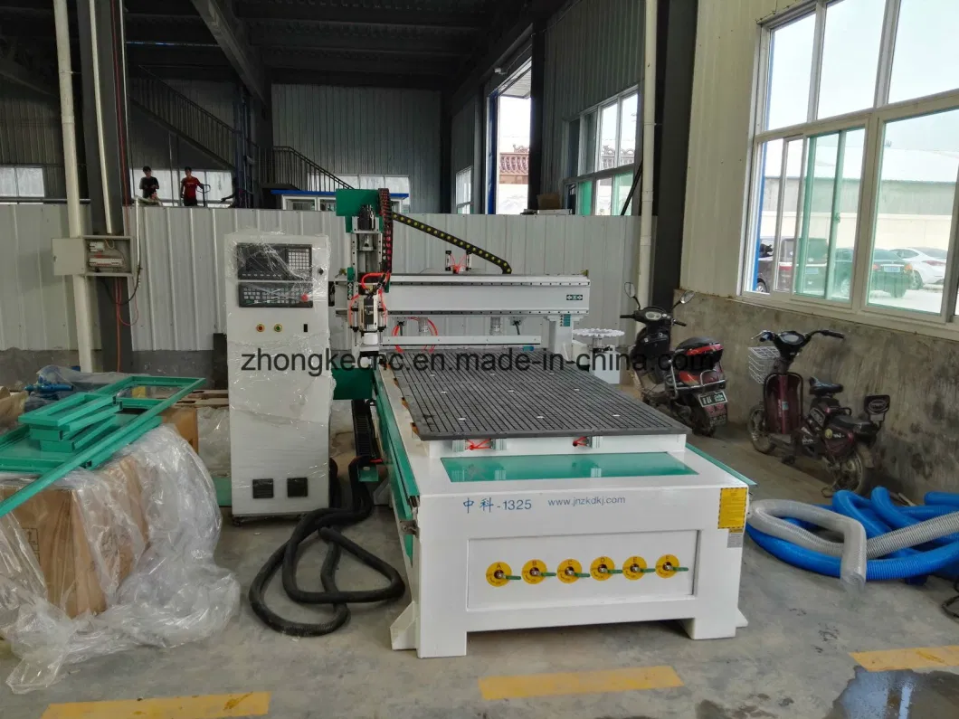 Carousel Auto Tool Changer Wood CNC Cutting Machine