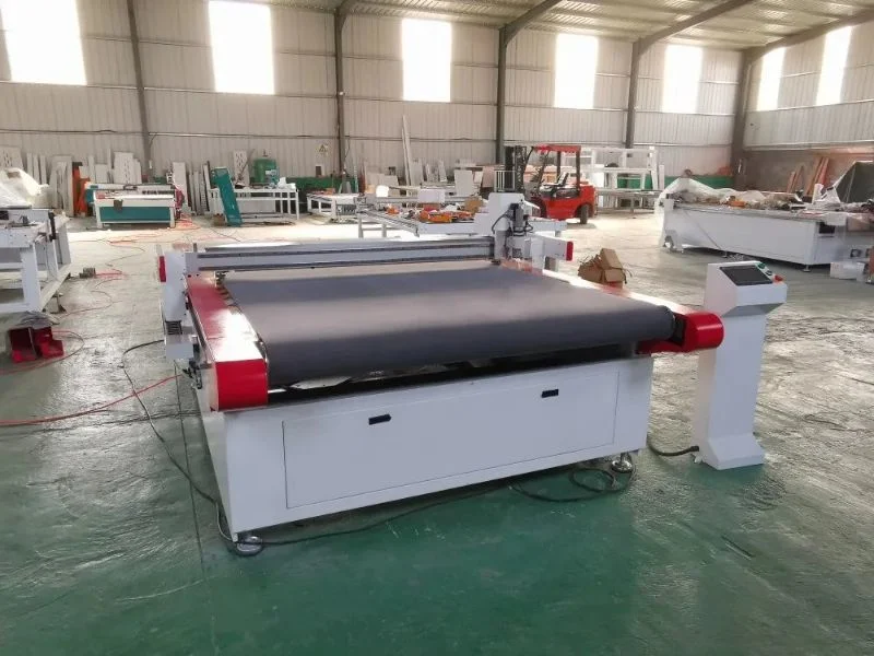 Cloth Pattern Cutting Machine Oscillating Knife CNC Fabric Cutter with Multi Layer