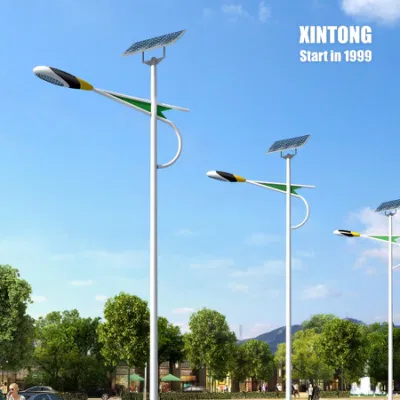Xintong Hot DIP Galvanized Steel Metal High Mast LED Outdoor Solar Street Light with Pole
