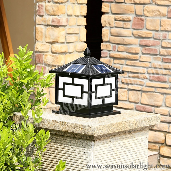 Easy Install 5W Outdoor Fence Post Solar Light for Gate Lighting with Warm White LED Light