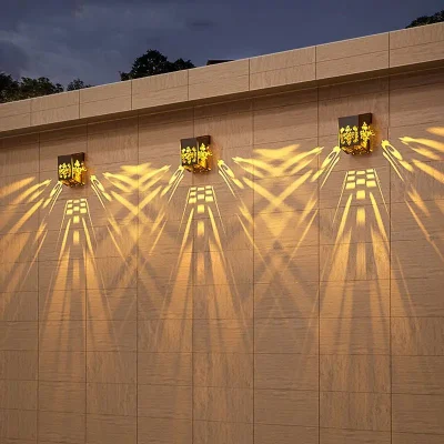 Luces de cerco solares impermeables Lámparas solares LED luces de jardín