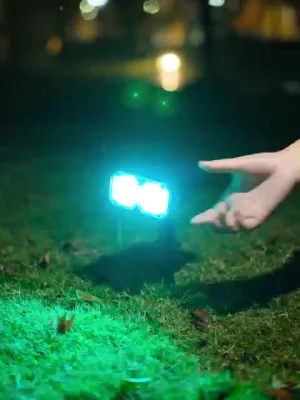 2023new sensor de movimiento al aire libre resistente al agua Solar LED Spike Garden Lawn Destacado