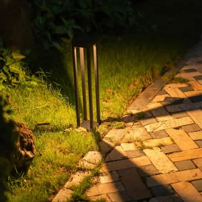 Las inundaciones con sensor de luces de Chein verde tira la cadena polos WiFi canchas de polo de la cadena de pescado utilizado Flor de spot de la plata de luz LED Solar para Jardín decorativo