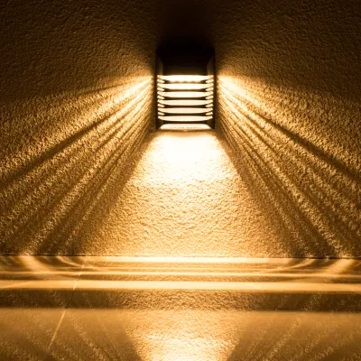 Blanco resistente al agua caliente solar fuera de las luces de paso para la decoración de patio jardín, porche