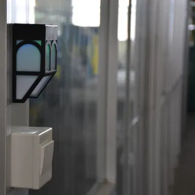 LED impermeable poste de cerca de las luces de Jardín de las luces del panel solar al aire libre sendero de la lámpara montada cerca de pared de luz