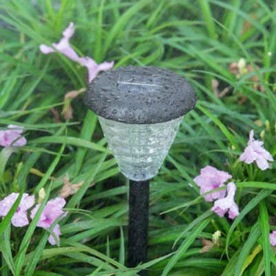 Venta caliente pequeña barata plástico exterior Jardín Pathway Yard Pilar Luz LED Luz solar