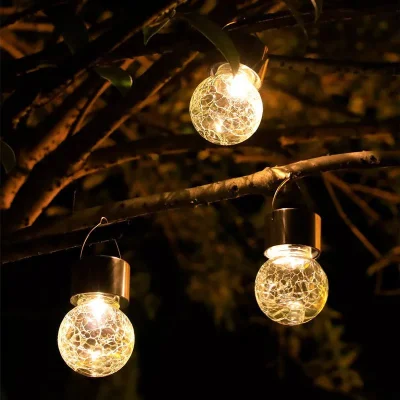 Buenas ventas impermeable LED Chandelier pequeño vidrio controlado por luz Lawn Solar Luz decorativa de jardín