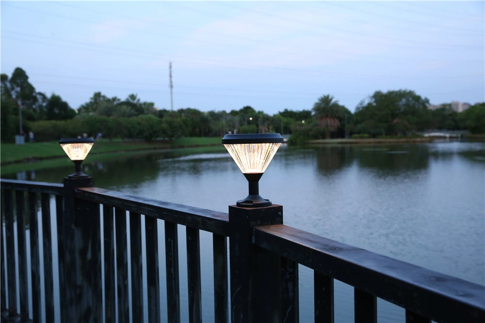 Manufacture Wholesale Prices Landscape Fence Post Garden Gate Solar Pillar Lights