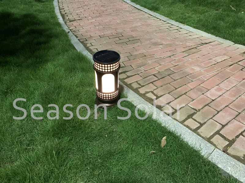 Classical Solar Product Double LED Ball Shape Outdoor Solar Fence Post Light for Garden Gate Lighting