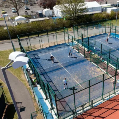 Recinzione portabile di produzione di rete sportiva per il passo di calcio Cina Phillips LED chip LED Light Tennis Padel Court