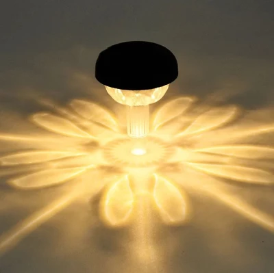 Esterno impermeabile Giardino prato Paesaggio decorazione illuminazione lampada cambiamento di colore Luci LED a luce solare