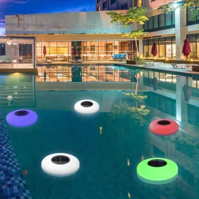  Luce solare LED galleggiante luce colorata UFO telecomando impermeabile per esterni Luce di controllo del prato per la piscina