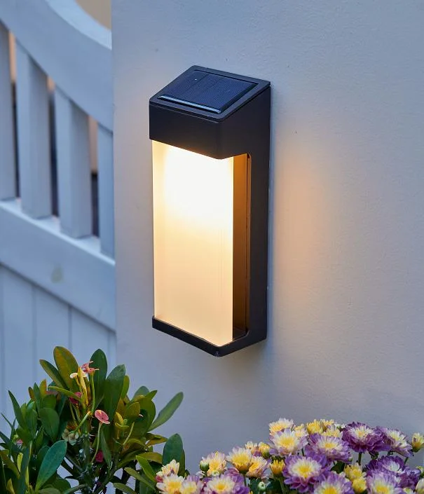Frosted Morden Design Waterproof Outdoor Wireless Wall Mounted Solar LED Powered Garden Post Wall Lamp Solar Fence Lights