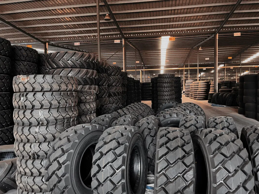 High Load Pneumatic Solid Tire 400-8, 500-8, 600-9, 650-10, 700-9, 18*7-8, 28*9-15 Solid Rubber Tyre Trailer Wheel Forklift Solid Tires