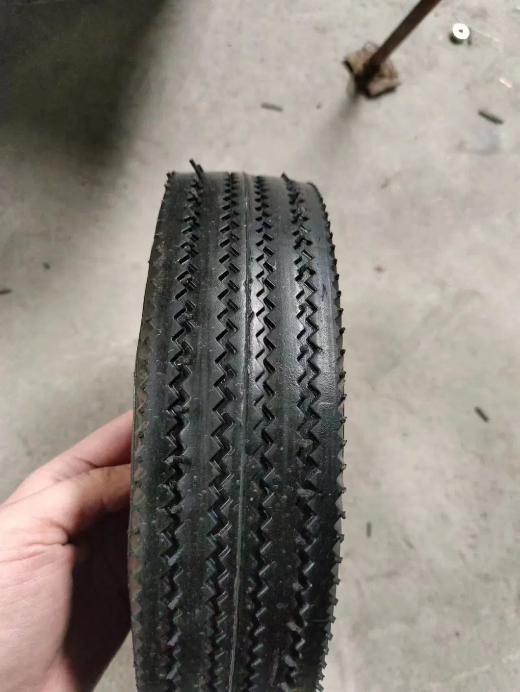 Different Size Available Rubber Wheel Tyre for Wheelbarrow/ Garden Car